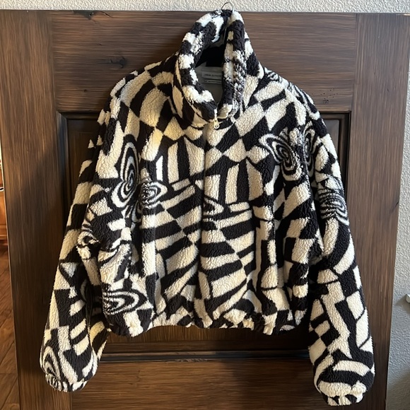 Urban Outfitters Olivia Print Sherpa Jacket - Picture 6 of 10